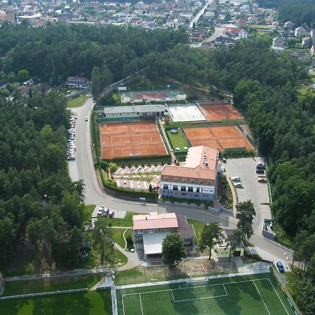 Hotel Sport Zruc Bagian luar foto