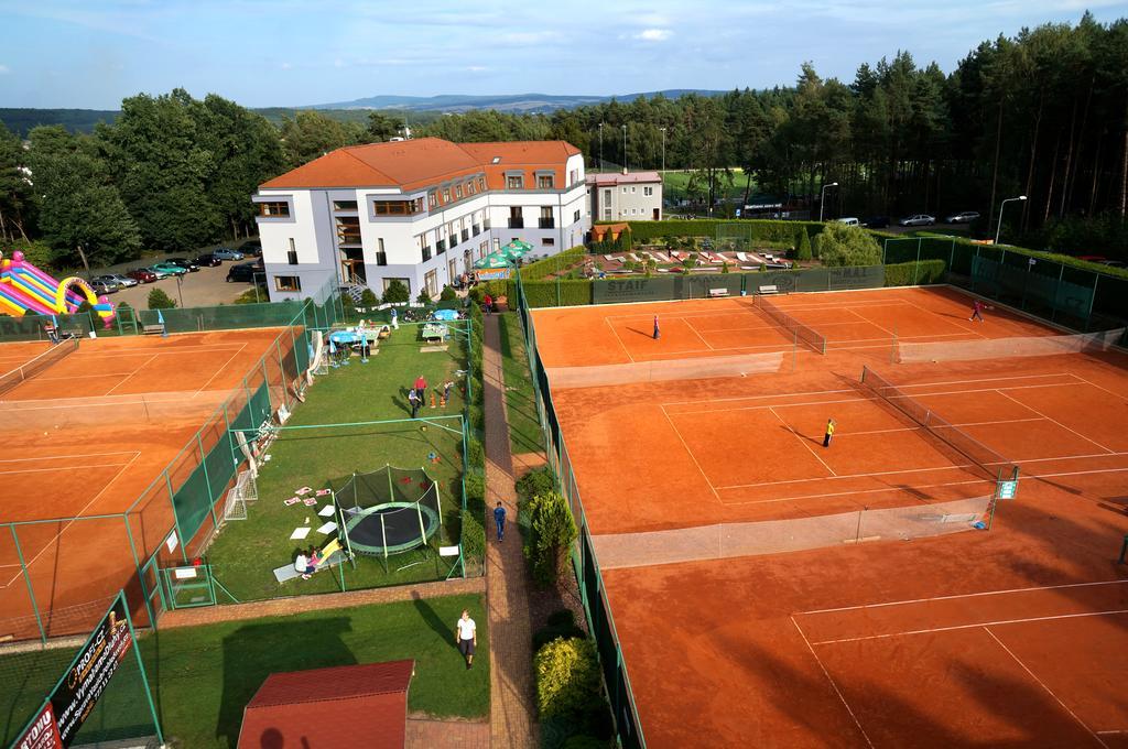 Hotel Sport Zruc Bagian luar foto